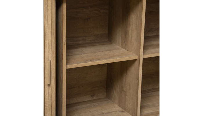 default caption default caption