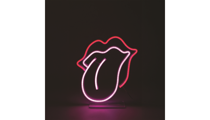 default caption default caption