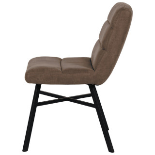 Chaise Bowie A Chicago Truffle