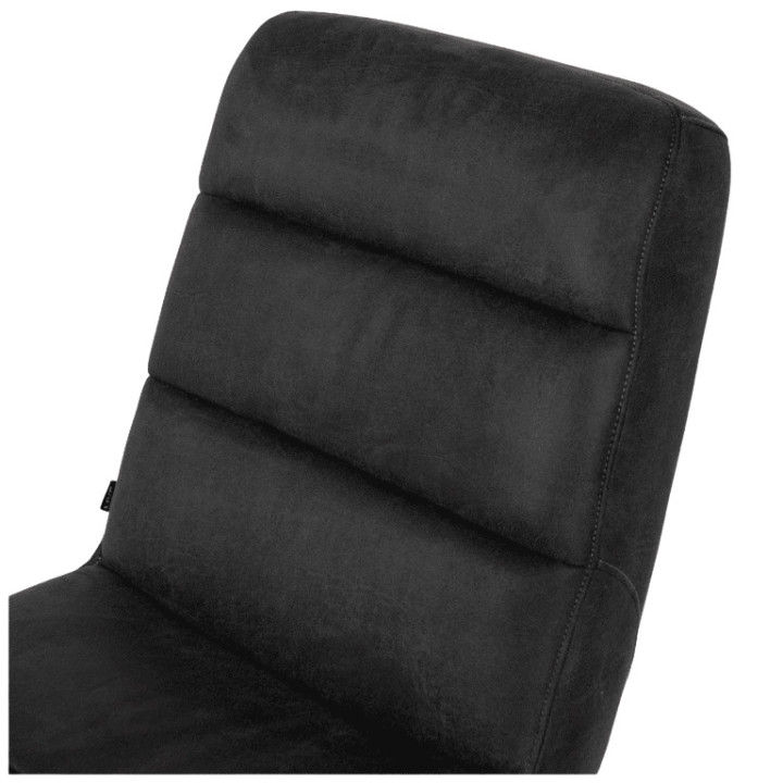 Chaise Bowie A Chicago Anthracite