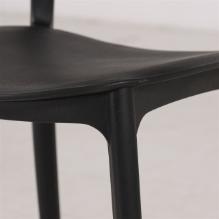 Chaise empilable noir