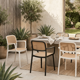 Chaise empilable Milan noir