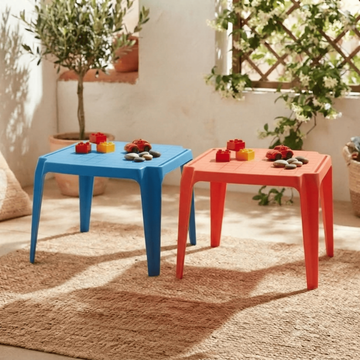 Table Baby rouge